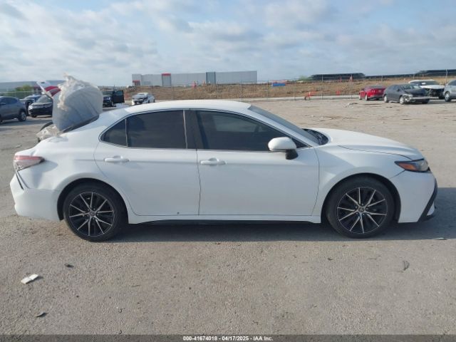 4T1T11AK6NU043253 Toyota CAMRY SE