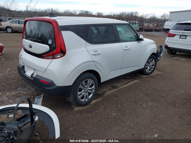 KIA SOUL LX 2020 KNDJ23AU6L7031623 Image 4