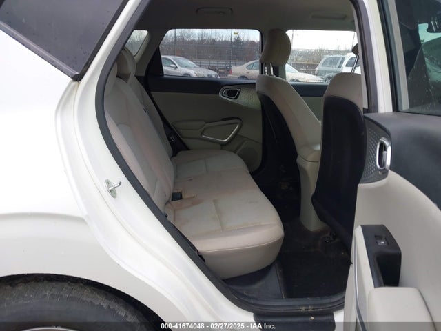 KIA SOUL LX 2020 KNDJ23AU6L7031623 Image 8