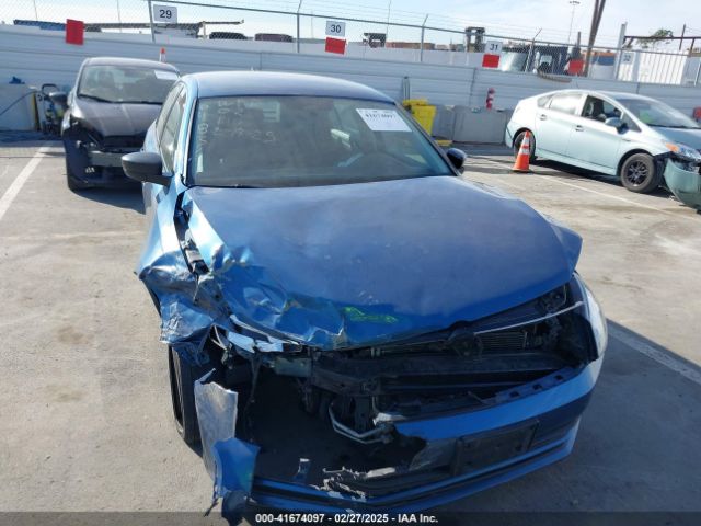 3VW267AJ9GM297118 Volkswagen Jetta 1.4t S