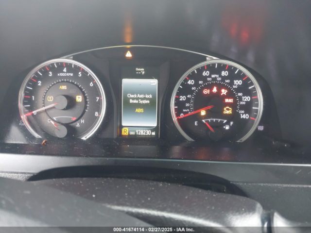4T1BF1FK1FU988926 Toyota CAMRY SE