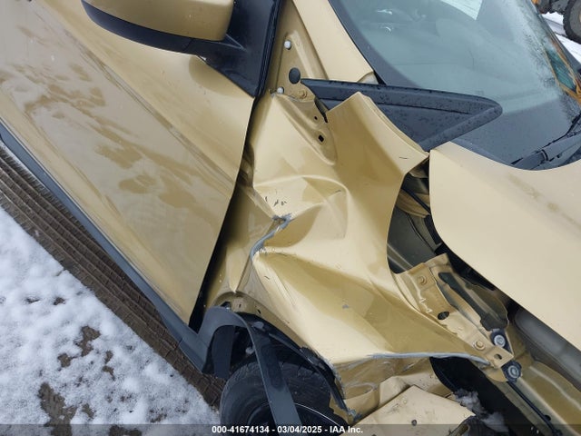 1FMCU9GX4EUE01300 Ford ESCAPE SE