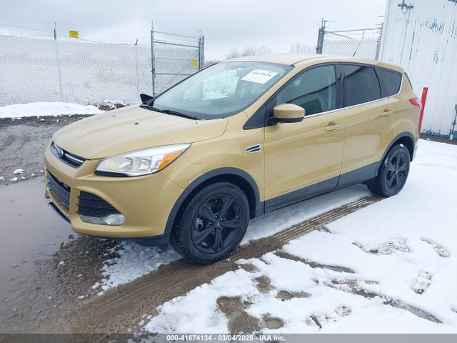 1FMCU9GX4EUE01300 Ford ESCAPE SE