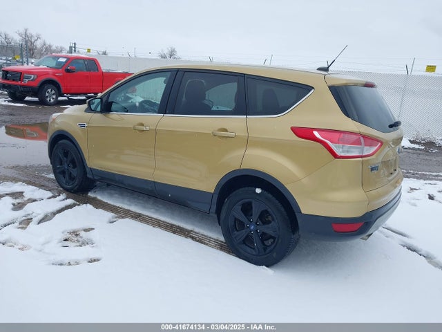 1FMCU9GX4EUE01300 Ford ESCAPE SE