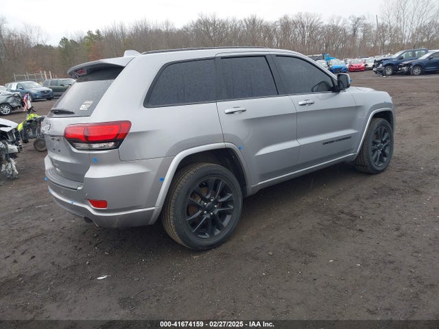 1C4RJFAG3JC500981 Jeep Grand Cherokee Altitude 4x4
