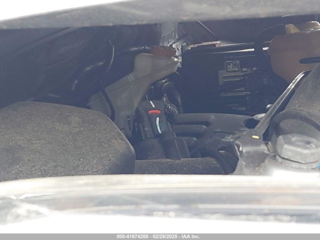 3GNCJKSB9LL307556 Chevrolet Trax Fwd Ls
