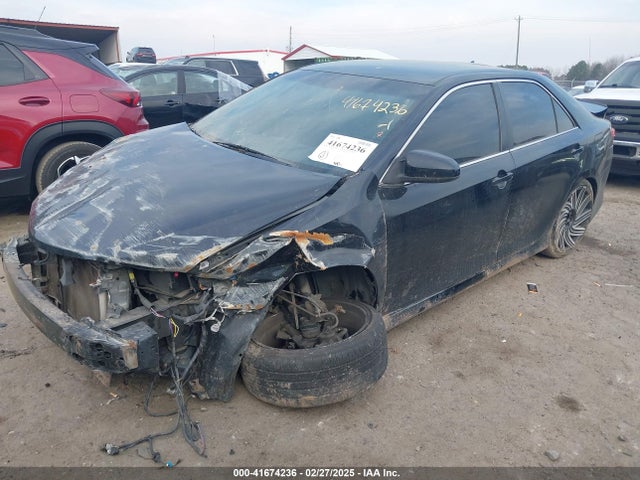 4T1BF1FK8EU390038 Toyota CAMRY SE