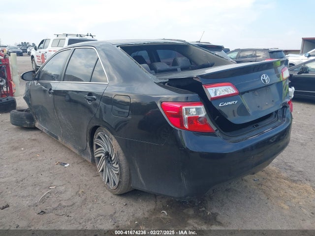 4T1BF1FK8EU390038 Toyota CAMRY SE