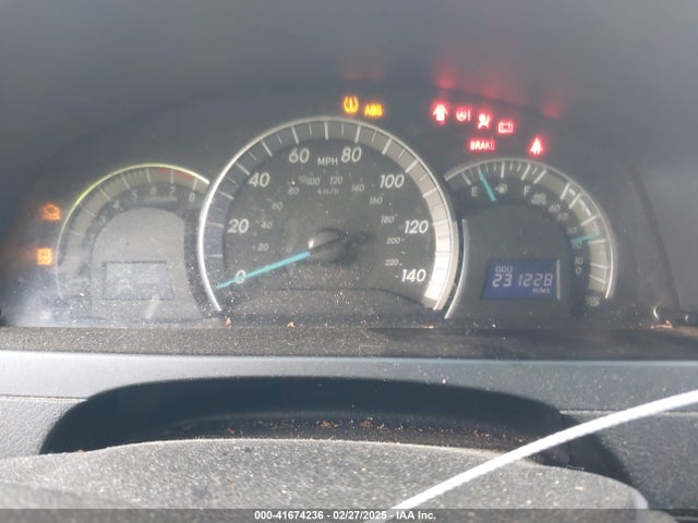 4T1BF1FK8EU390038 Toyota CAMRY SE