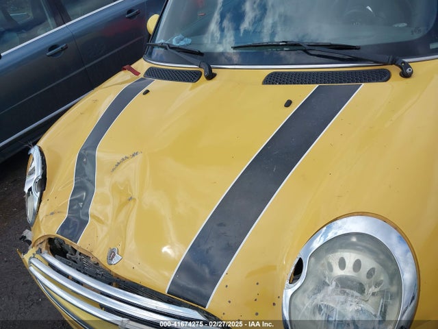 2007 MINI COOPER WMWRF33507TG16661 Photo 9