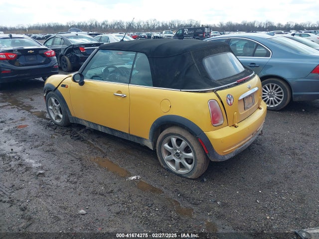 2007 MINI COOPER WMWRF33507TG16661 Photo 2
