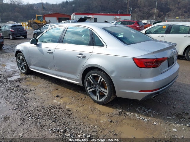 2017 AUDI A4 WAUENAF46HN014293 Photo 2