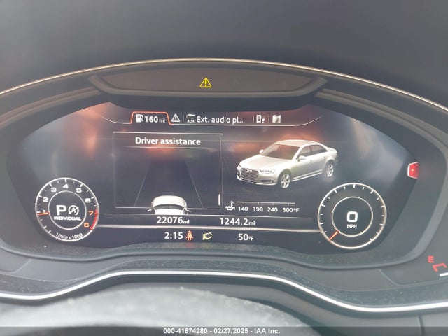 2017 AUDI A4 WAUENAF46HN014293 Photo 6