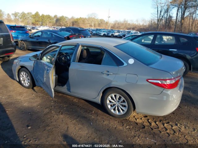 4T1BD1FK6FU151692 Toyota Camry Hybrid Le