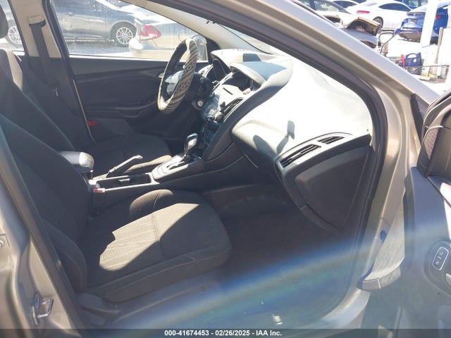 Ford FOCUS SE 2015 1FADP3F2XFL228205 Image 5