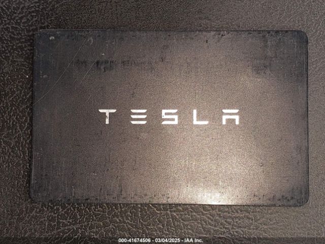 7SAYGDEE1NF442159 Tesla Model Y Long Range Dual Motor All-wheel Drive