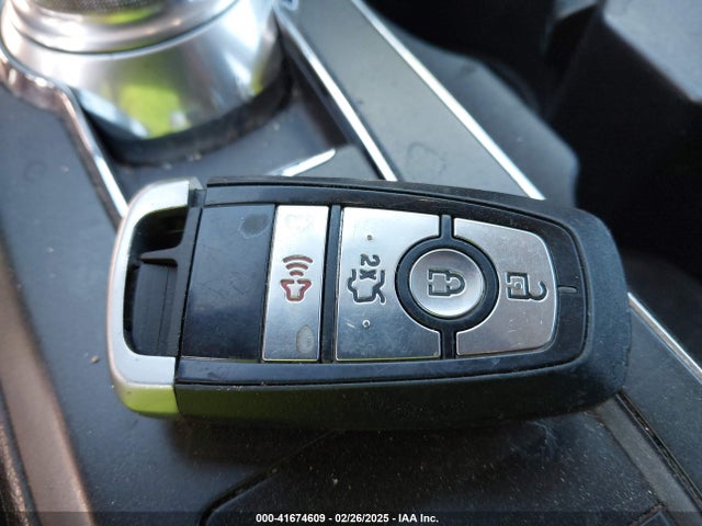 3FA6P0H76HR231543 Ford FUSION SE
