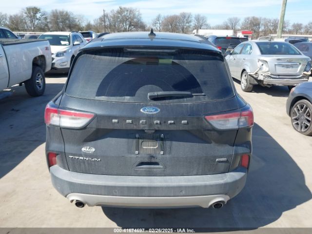 1FMCU0DZ9LUC08090 Ford Escape Titanium Hybrid