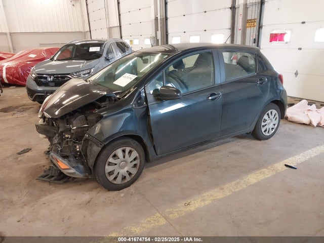 VNKKTUD32FA047472 Toyota YARIS L