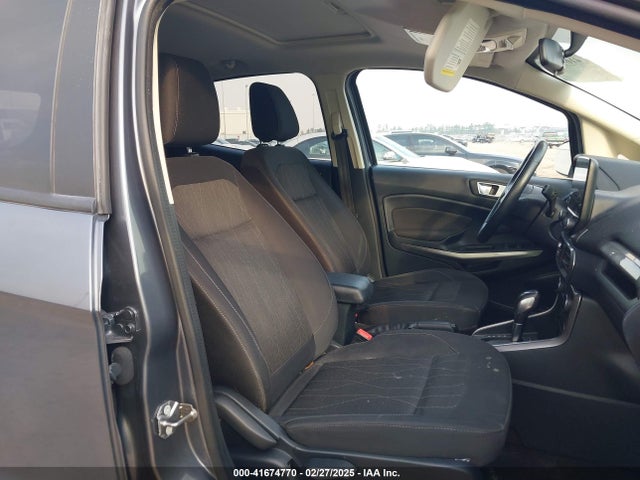 MAJ3P1TE8JC166584 Ford Ecosport Se