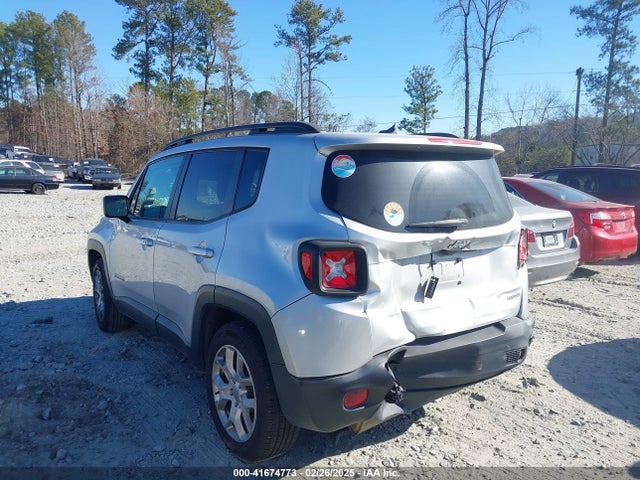 ZACCJABT0GPE15699 Jeep Renegade Latitude