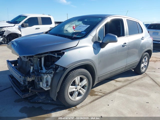 3GNCJKSB4LL341579 Chevrolet Trax Fwd Ls