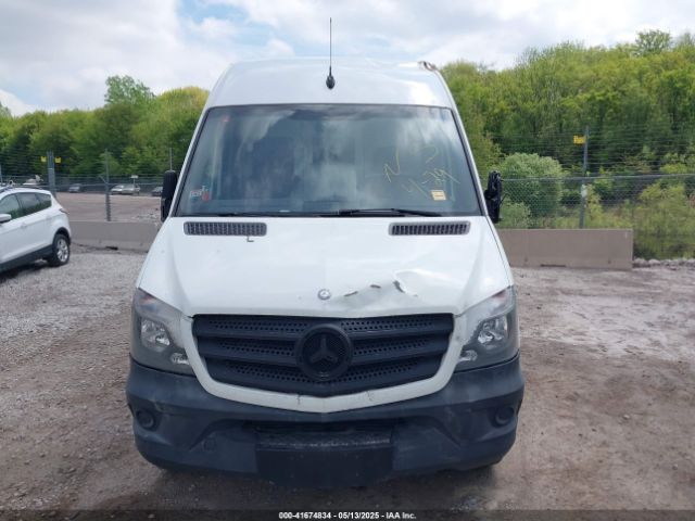 WD3PE7DC5E5826652 Mercedes-Benz Sprinter 2500 Normal Roof