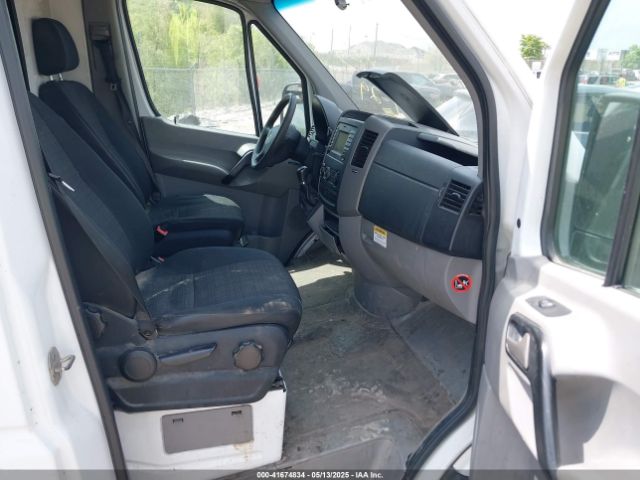 WD3PE7DC5E5826652 Mercedes-Benz Sprinter 2500 Normal Roof