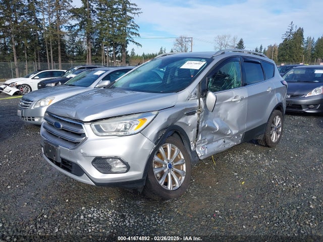Ford Escape Titanium 2017 1FMCU9J98HUE25064 Image 2