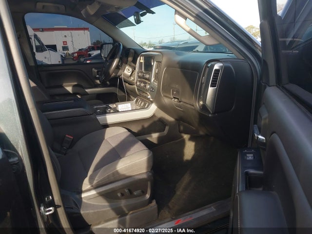 3GCUKREC6JG202583 Chevrolet Silverado 1500 2lt