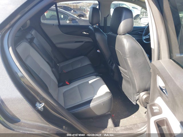 2GNAXTEX7J6157354 Chevrolet EQUINOX LT