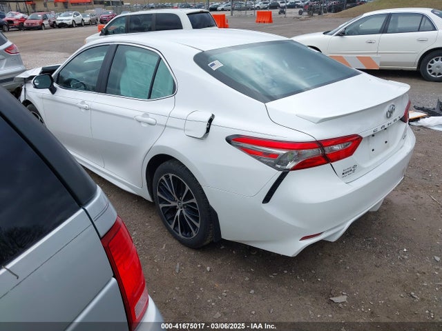 4T1B11HKXJU154562 Toyota CAMRY SE