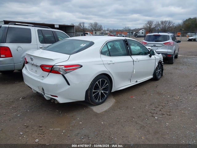 4T1B11HKXJU154562 Toyota CAMRY SE