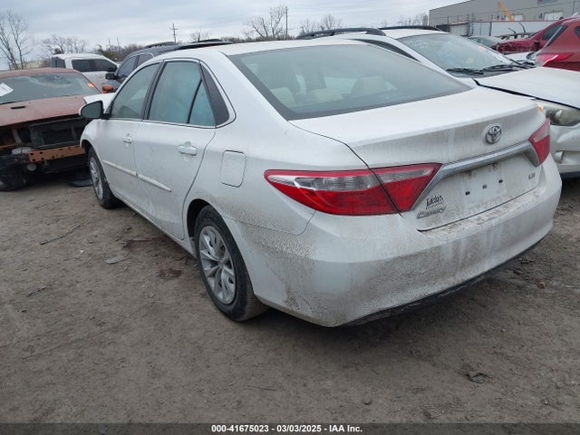 4T1BF1FK3HU648678 Toyota CAMRY LE