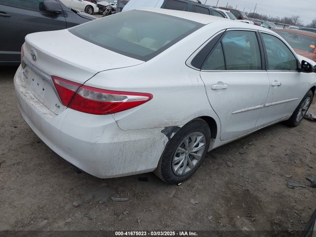 4T1BF1FK3HU648678 Toyota CAMRY LE