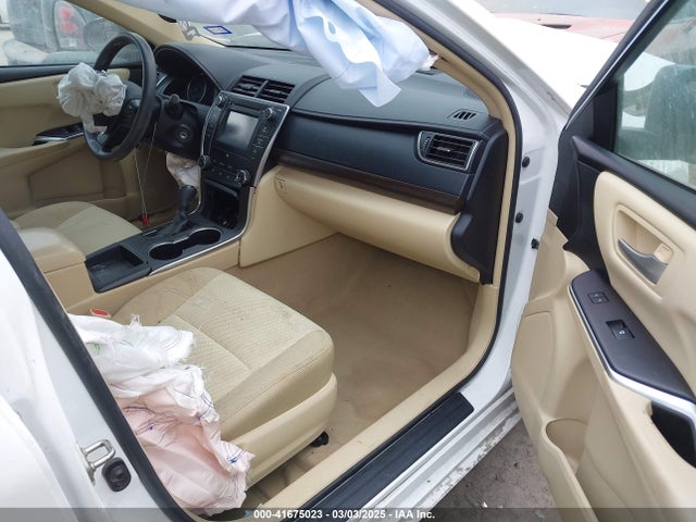 4T1BF1FK3HU648678 Toyota CAMRY LE