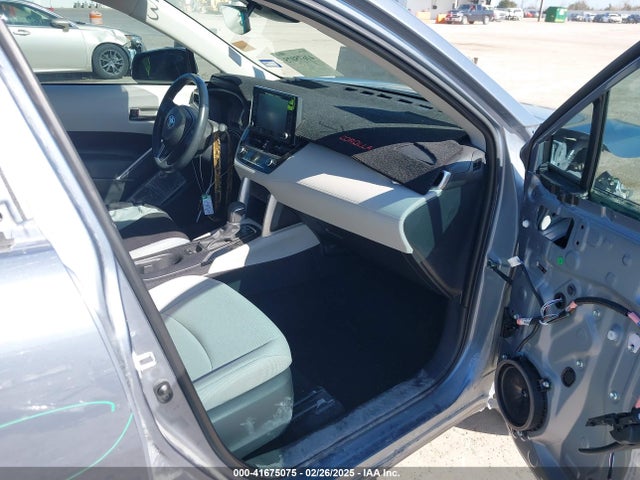 7MUCAAAG4NV021844 Toyota Corolla Cross Le