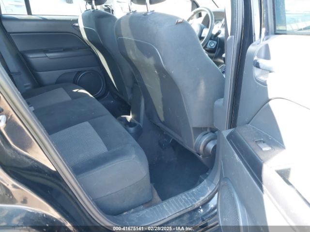 1C4NJDBB6ED879271 Jeep Compass Sport