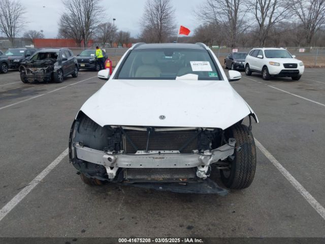 WDC0G4KB6JV095440 Mercedes-Benz Glc 300 4matic