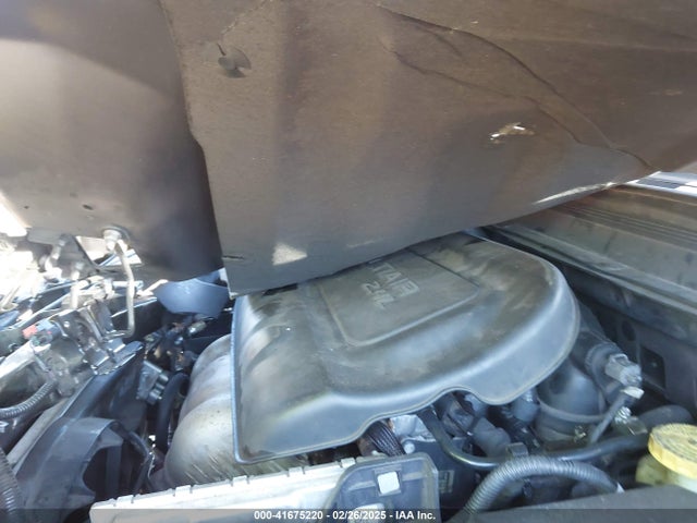 1C4PJLCB1EW153825 Jeep Cherokee Latitude