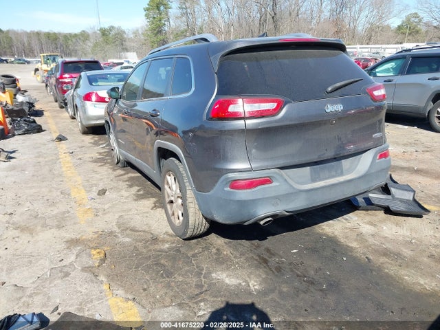 1C4PJLCB1EW153825 Jeep Cherokee Latitude