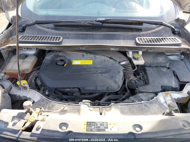 1FMCU0GX4GUA93124 Ford ESCAPE SE