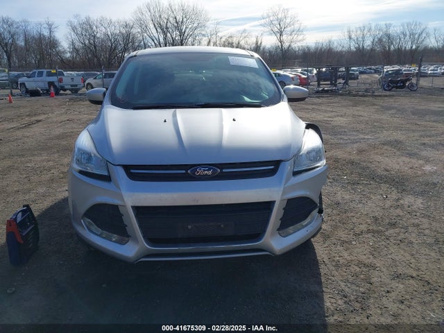 1FMCU0GX4GUA93124 Ford ESCAPE SE