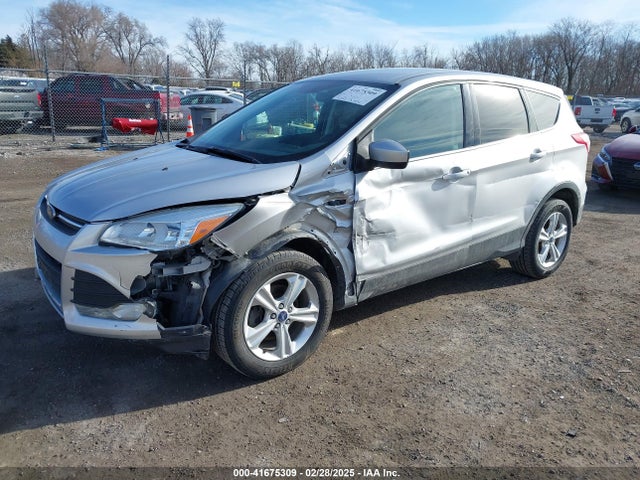 1FMCU0GX4GUA93124 Ford ESCAPE SE