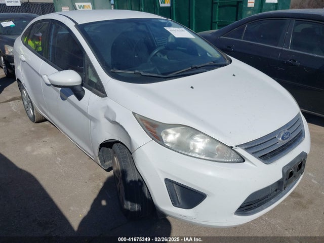 2012 Ford Fiesta Se მანქანა იყიდება აუქციონზე, vin: 3FADP4BJ6CM173247, აუქციონის ნომერი: 41675349