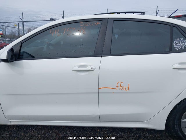 3KPA24AD3LE279494 KIA RIO LX