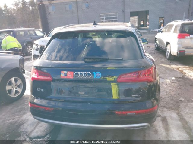 WA1ANAFYXK2098173 Audi Q5 45 Premium