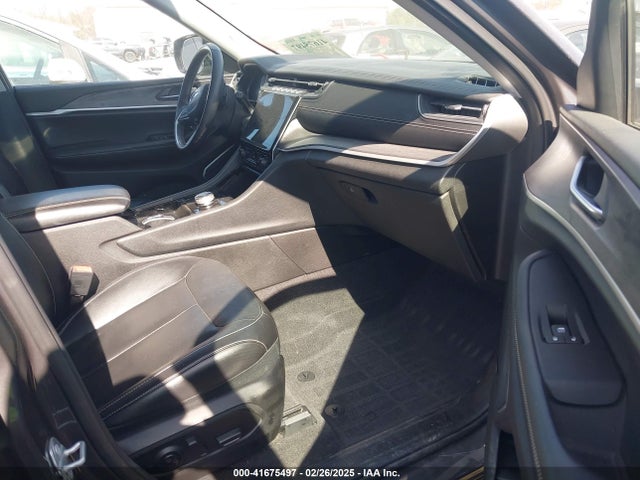 1C4RJJBG4M8211665 Jeep Grand Cherokee L Limited 4x2