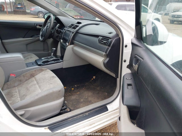 Toyota CAMRY LE 2014 4T4BF1FK3ER428426 Image 5