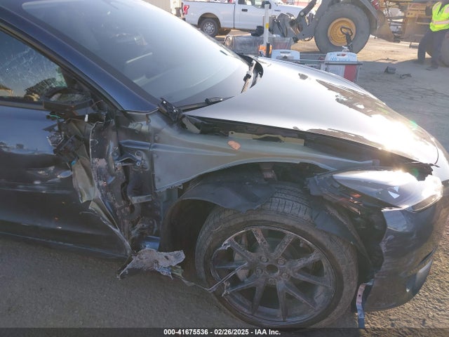 2023 TESLA MODEL 3 5YJ3E1EA1PF651767 Photo 5